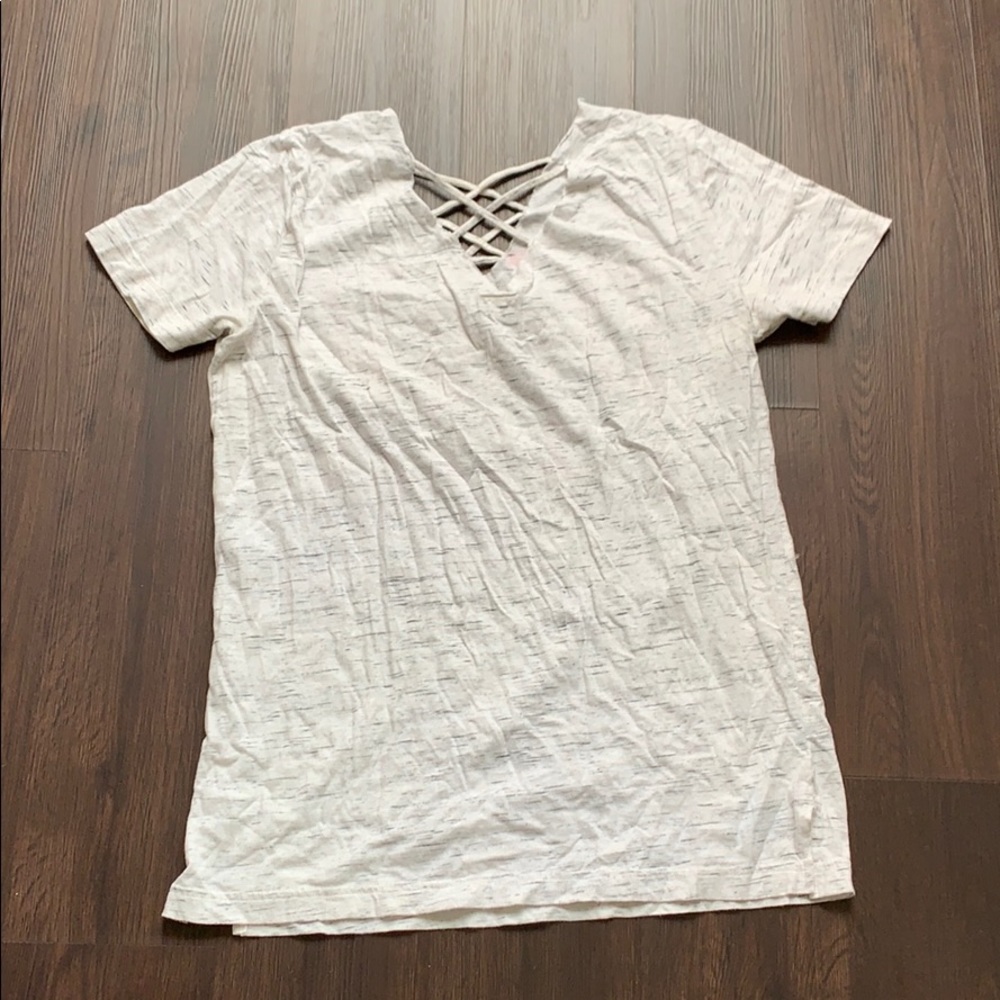 *SOLD* VS PINK strapped T-shirt - Picture 3 of 5